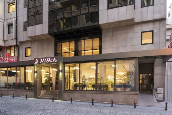 Ramada By Wyndham Istanbul Taksim