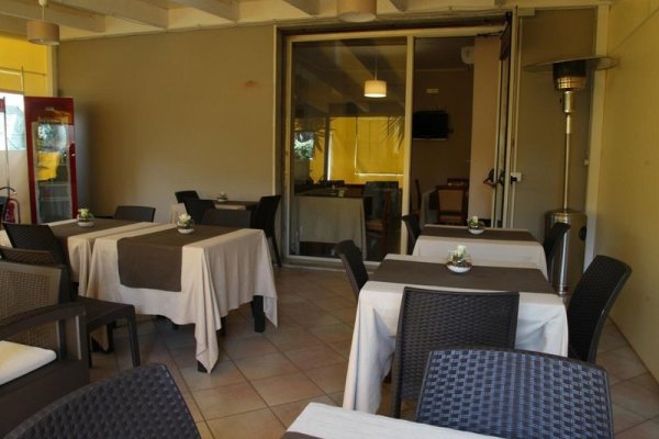 Hotel Sogni d'Oro Airport