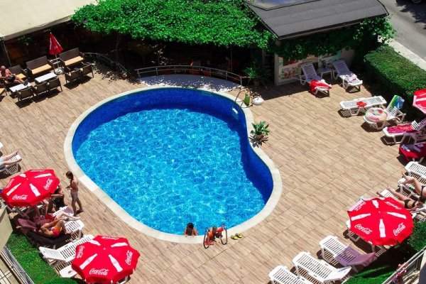 Favorit Aparthotel
