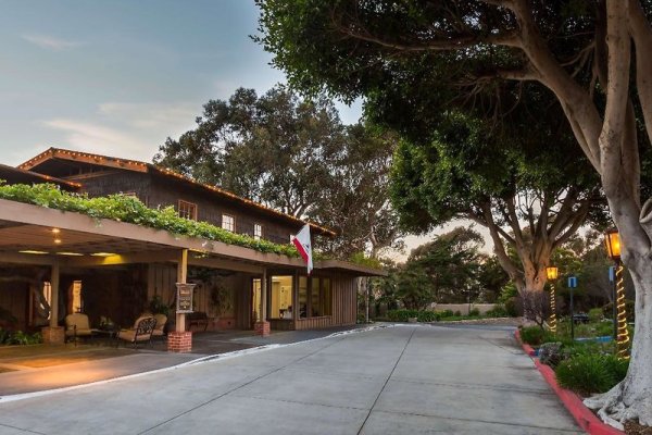 The Pierpont Inn