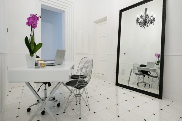 Divina Suites