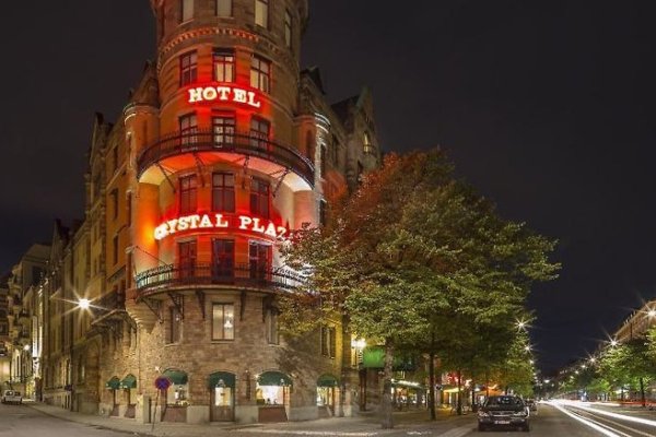 Crystal Plaza
