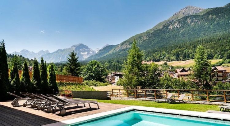 Corona Dolomites Hotel