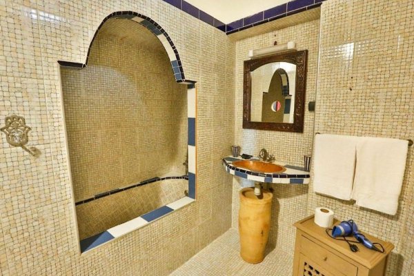 Luxury Riad Mounia