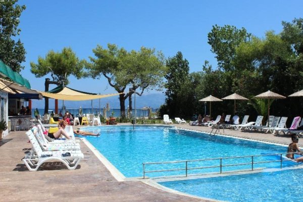 Koulouris Beach Hotel