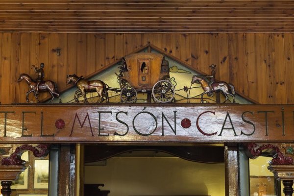 Mesón Castilla Atiram Hotel
