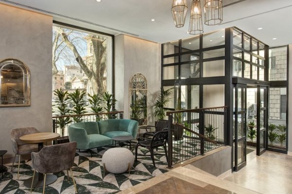 DoubleTree by Hilton Rome Monti