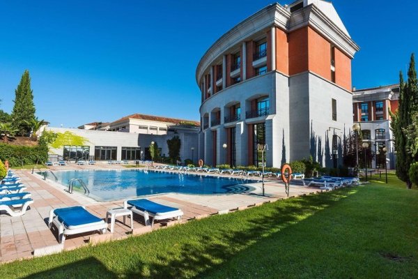 AZZ Merida Medea Hotel