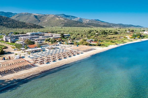 Alea Hotel & Suites