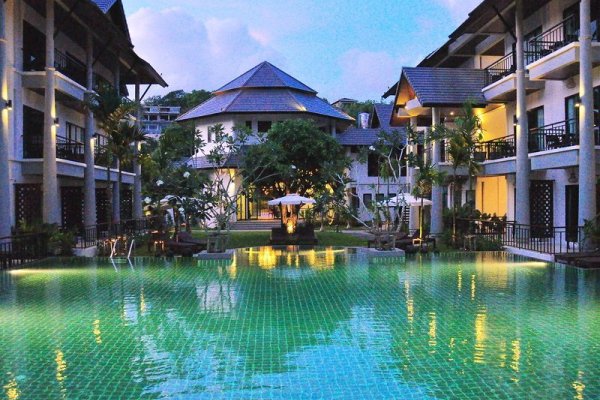 Navatara Phuket Resort