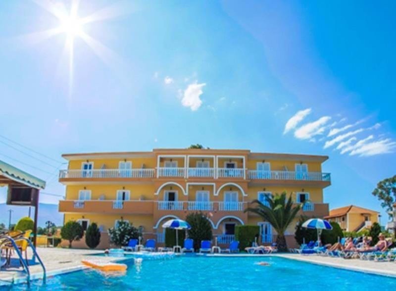 Derekas Studios & Apartments
