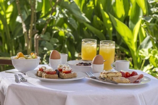 Nafsimedon Hotel