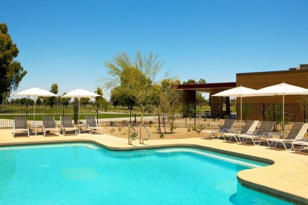 Four Points by Sheraton at Phoenix Mesa Gateway Airport