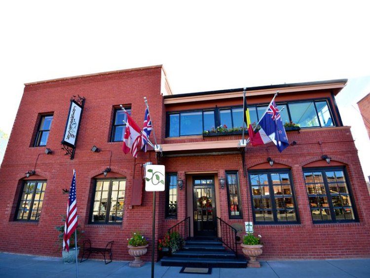 Chamberlin Inn Cody