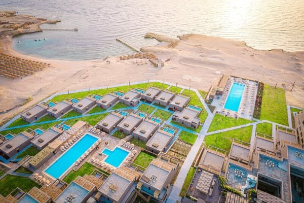 Sentido Naga Bay