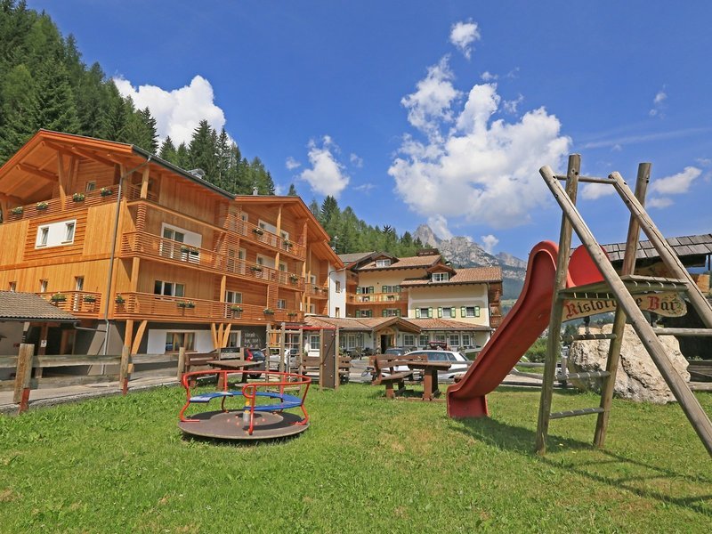 Dolomites Hotel Valacia