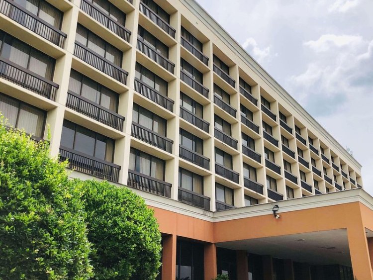 Wyndham Garden Atlanta Airport