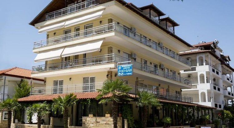 Nepheli Apartments And Studios