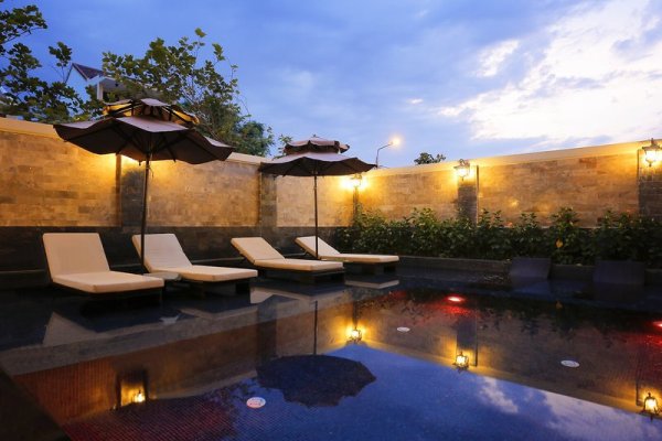 Royal Riverside Hoi An Hotel