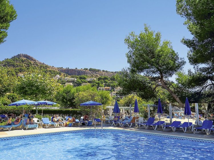 Apartamentos Massanet