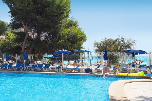 Apartamentos Massanet