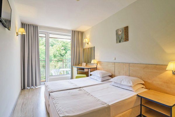 Madara Park Hotel
