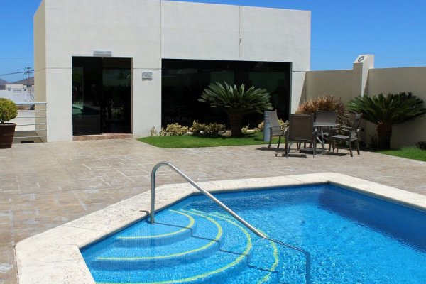 Hotel Aeropuerto Los Cabos