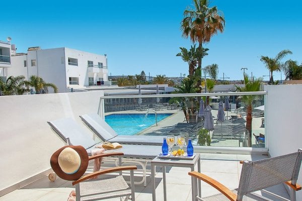Limanaki Beach Hotel