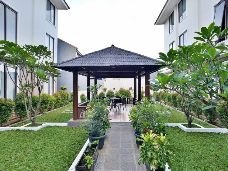 Jasmine Residence by ZEN Rooms