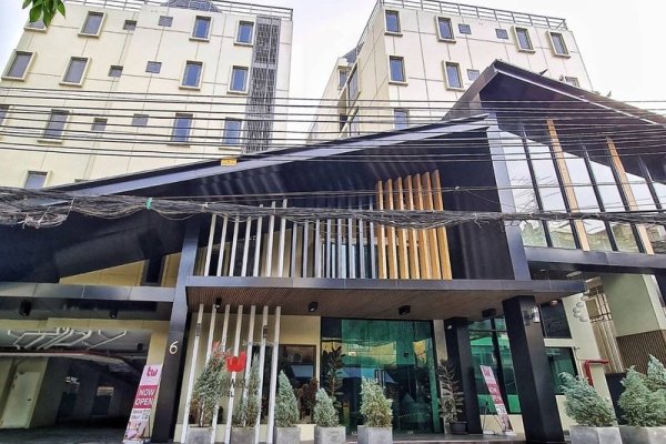 Thana Wisut Hotel
