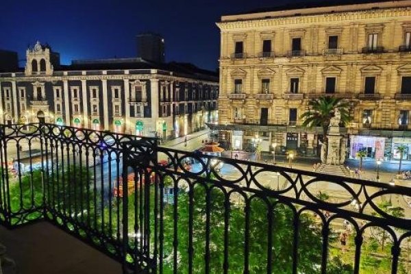 B&B Acanthus