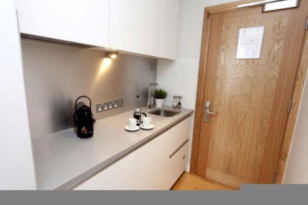 PREMIER SUITES Dublin Ballsbridge