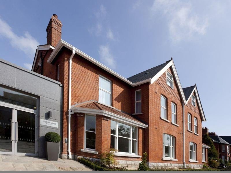 PREMIER SUITES Dublin Ballsbridge