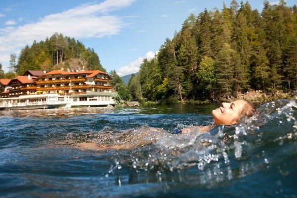 Parkhotel Tristachersee