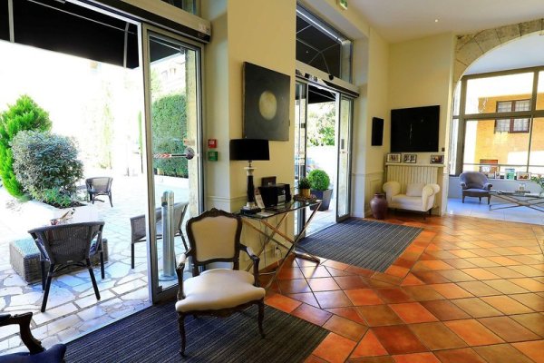 Best Western Le Renoir
