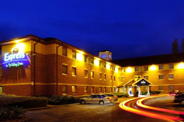 Holiday Inn Express Taunton East