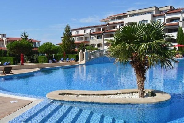 Casa Real Resort