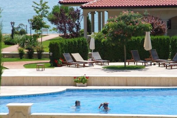 Casa Real Resort