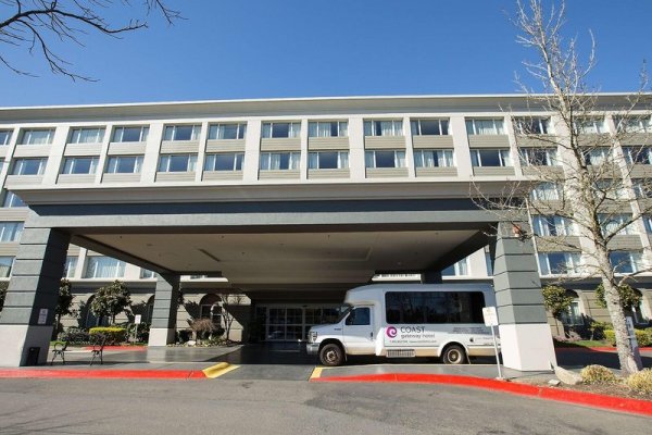 Coast Gateway Hotel