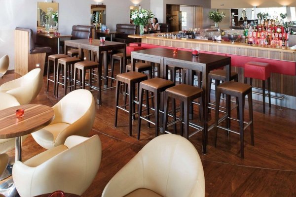Mövenpick Hotel Zürich Airport