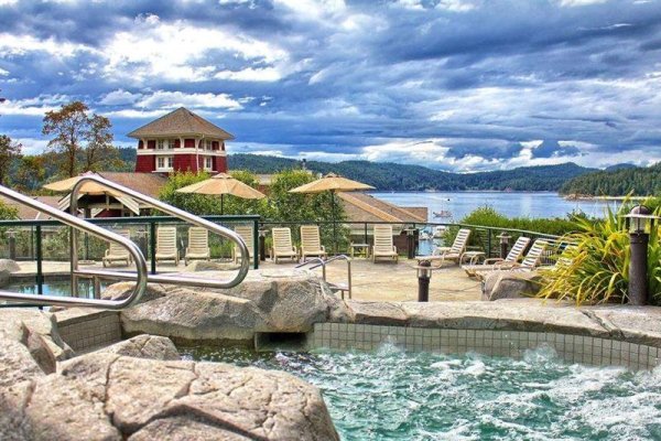 Poets Cove Resort & Spa