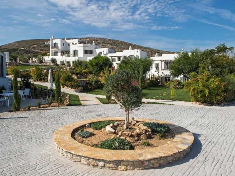 Naoussa Hills Boutique Resort