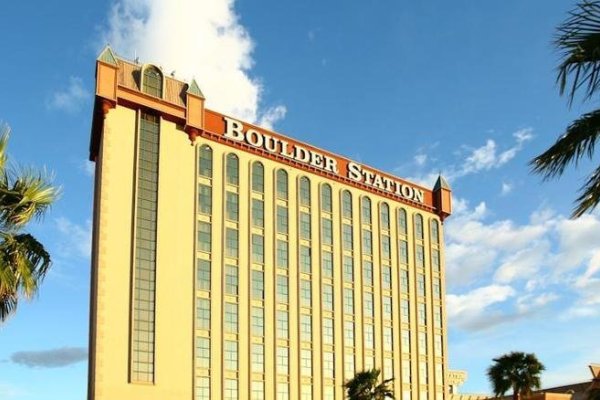 Boulder Station