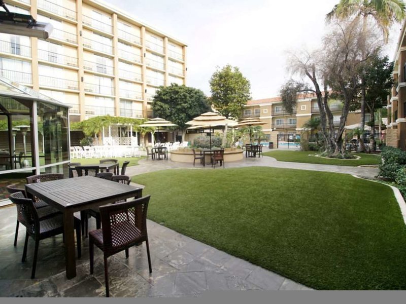 The Hotel Fullerton