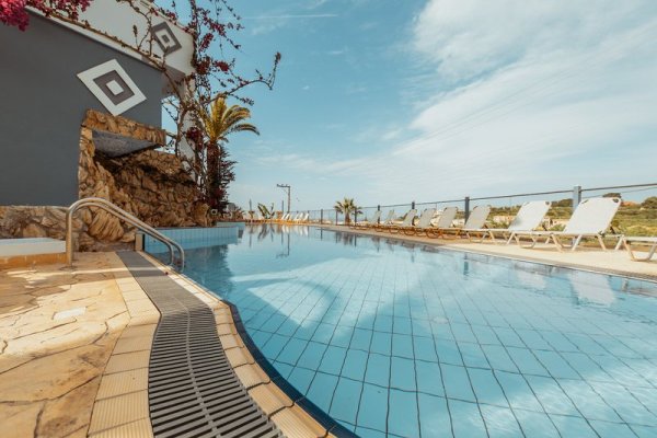 Zante Calinica Hotel