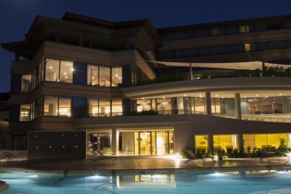 A.Roma Lifestyle Hotel