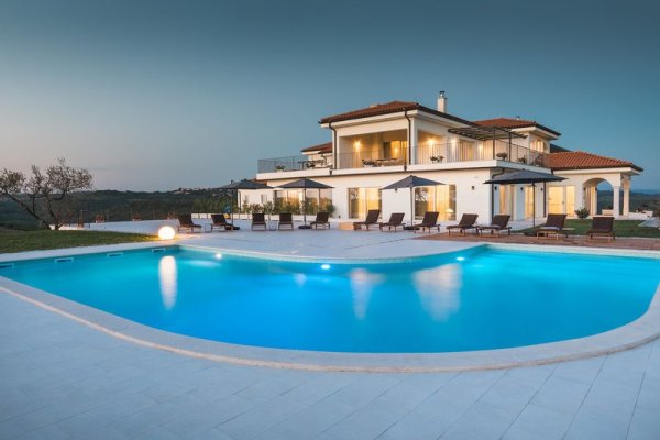 Wine Residence Cattunar