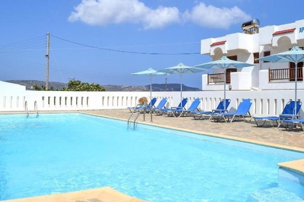 Maria Studios & Apartments