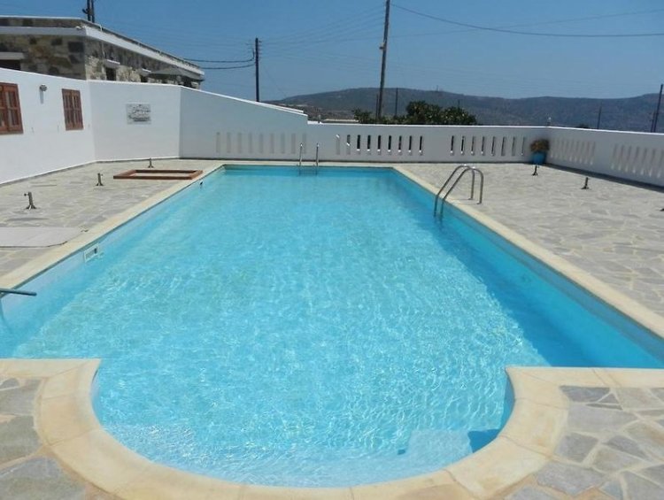 Maria Studios & Apartments