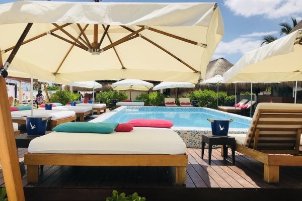 Aquamarina Suites
